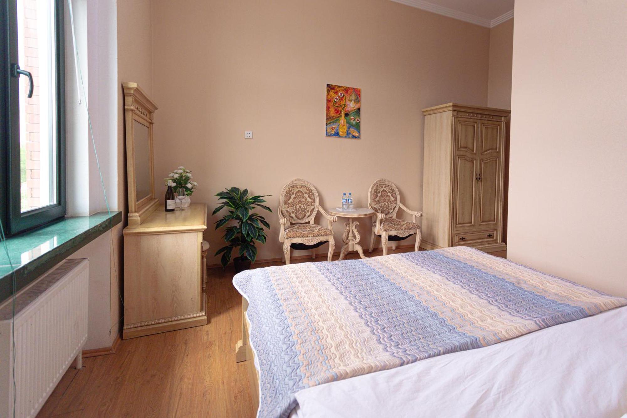 Chabiant Guesthouse Chateau Monolit Ikinci Yeniyol Exterior foto